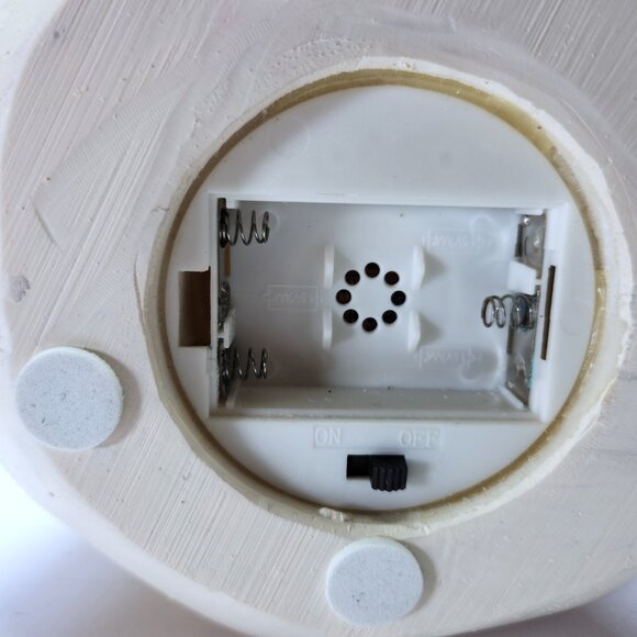 Costco LED Lighted Angel Figurine 11.5” Colour Changing Christmas Decor - Picture 16 of 17